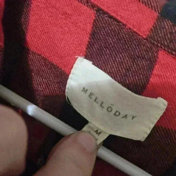 Womens red and black flannel! - Picture 3 of 4